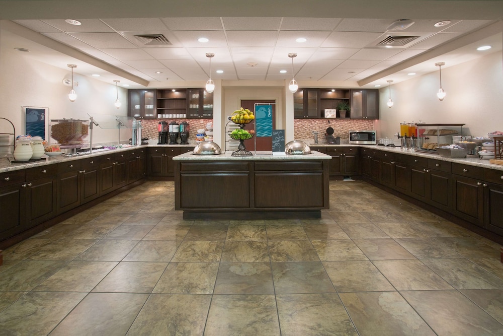 Homewood Suites By Hilton Phoenix Avondale 11/33