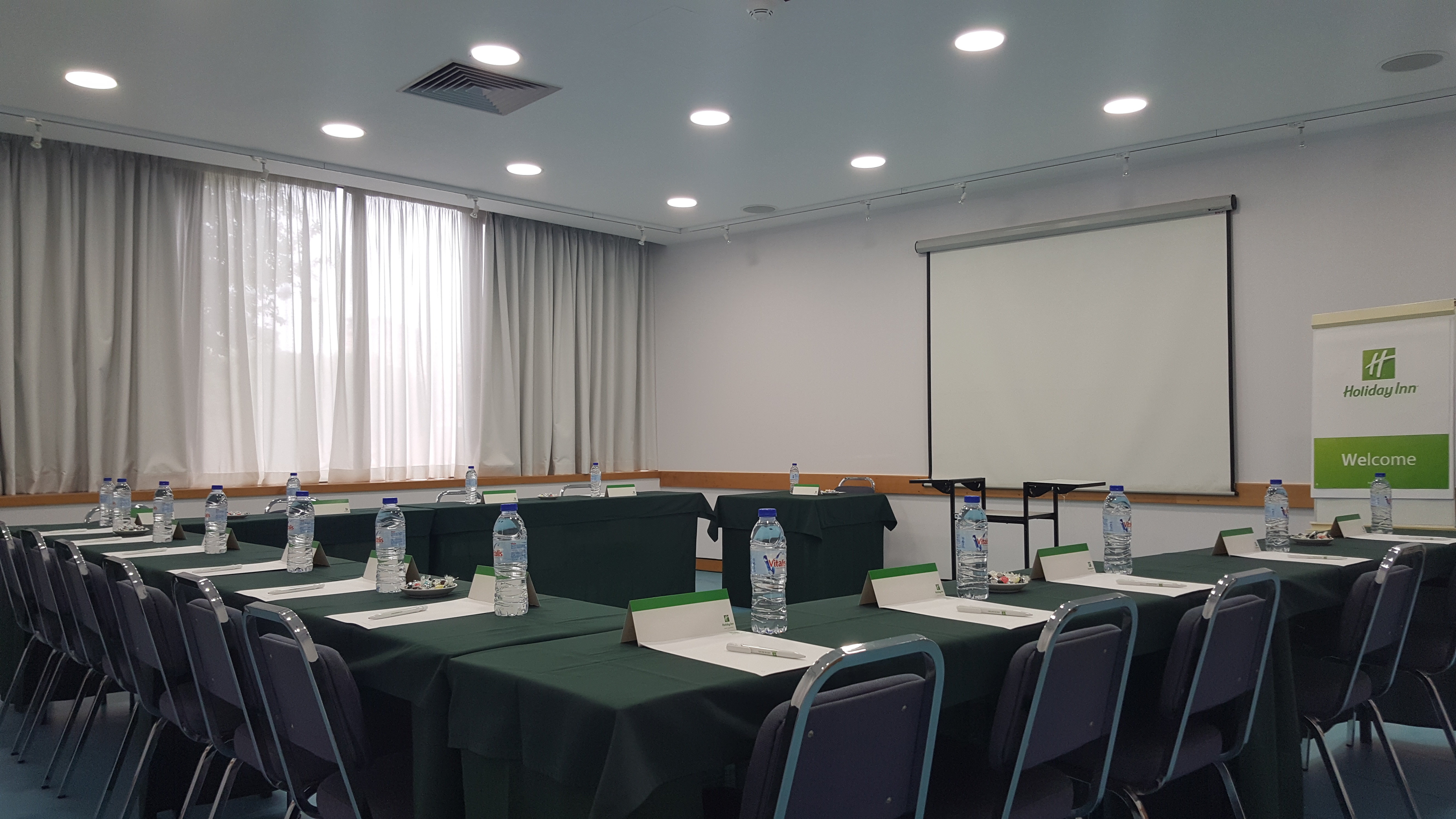 Hotel Holiday Inn Lisboa Continental 65/75