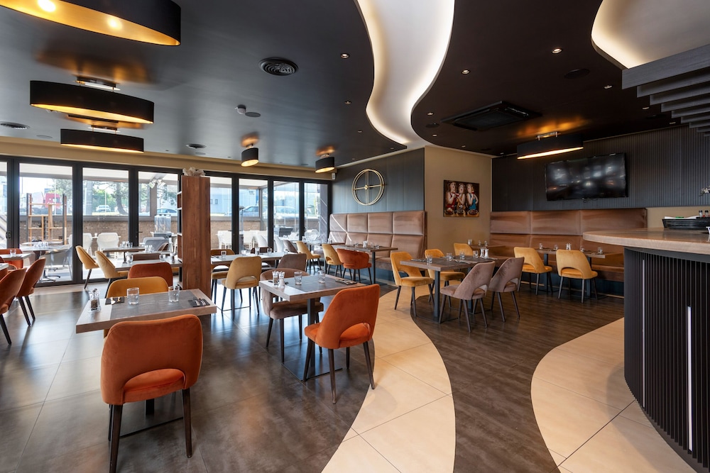 Hotel Le 830 39/49