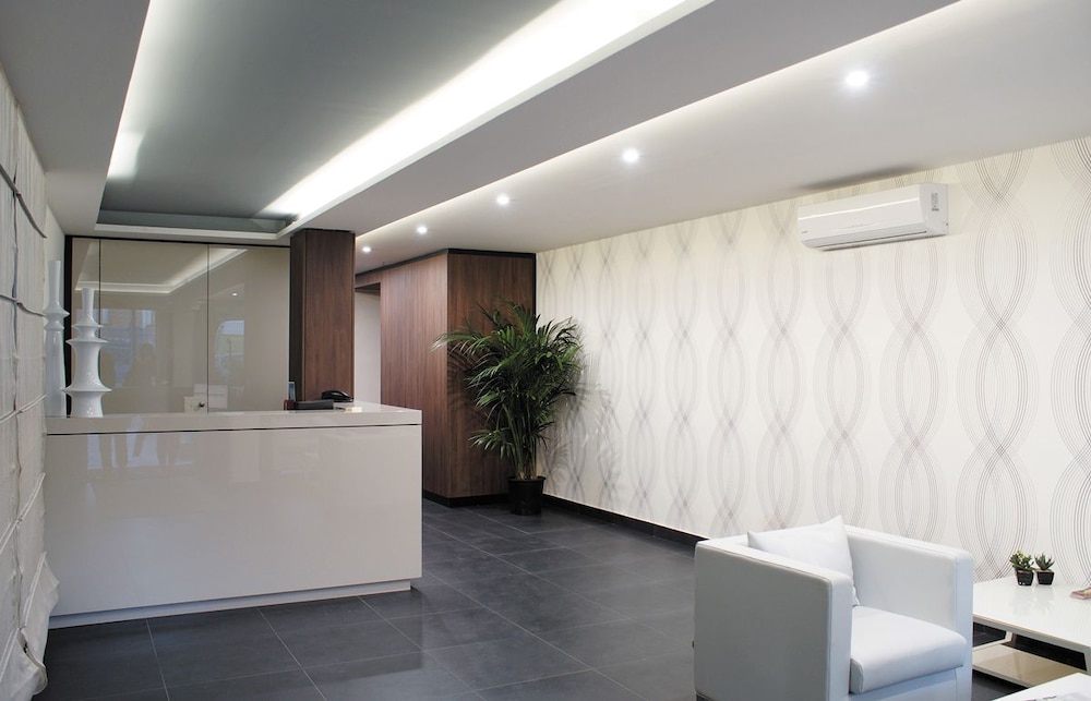 Hotel Leopardi 7/37