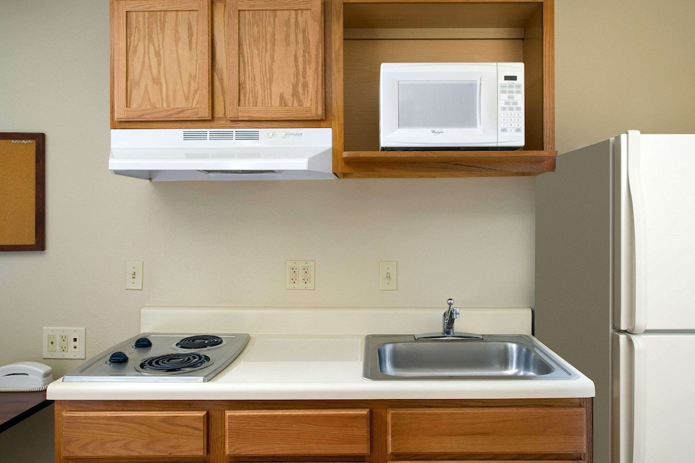 WoodSpring Suites Tulsa 7/39