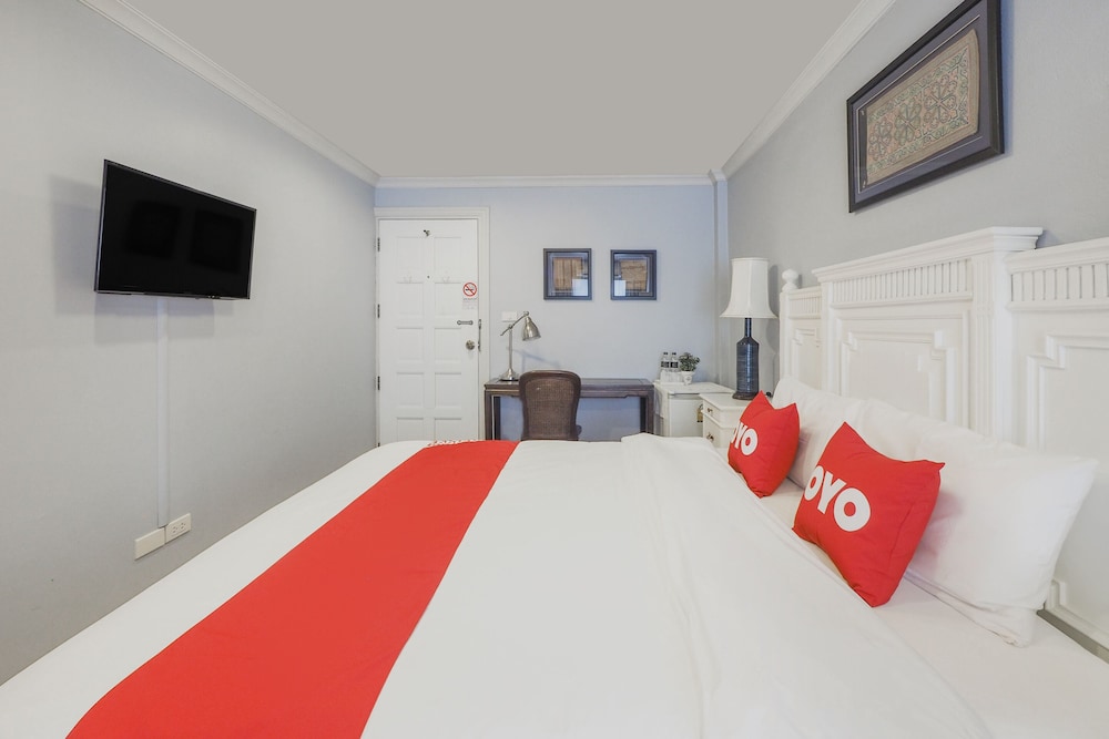 DELUXE, DOUBLE BED