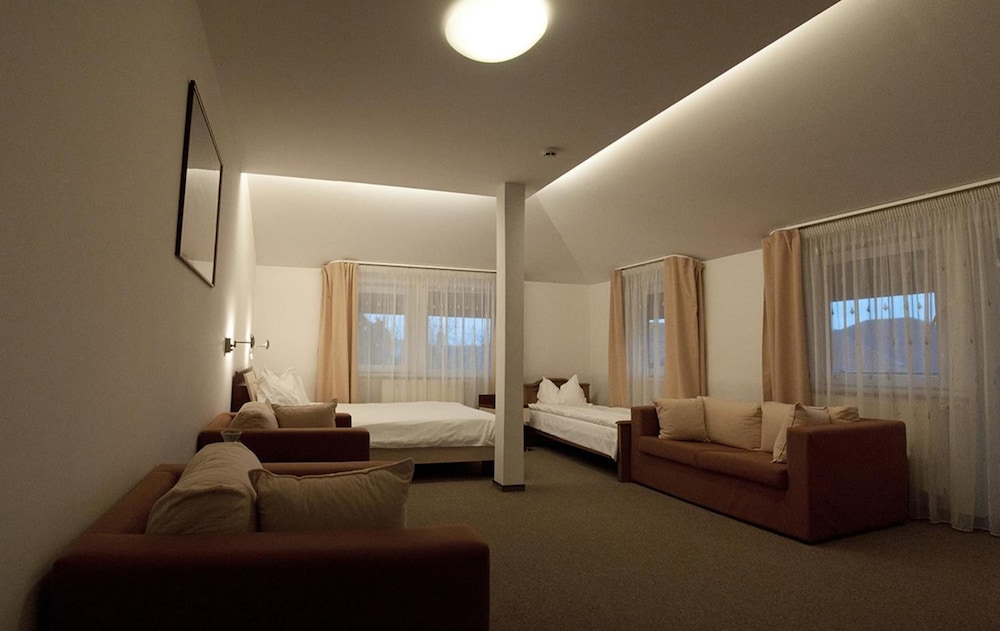 Hotel Baneasa Parc 12/35