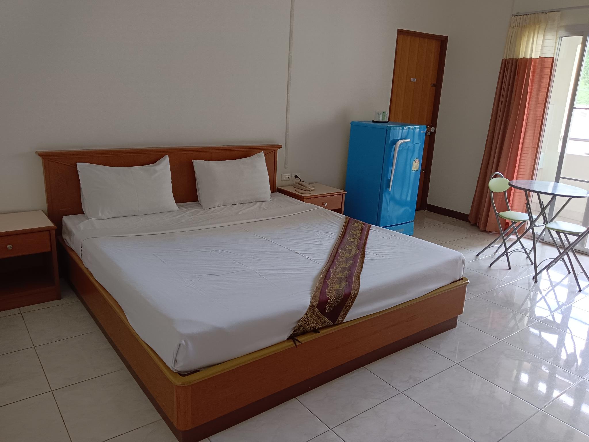 Standard, Single Bed, Back Side