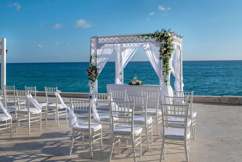 Viva Dominicus Beach by Wyndham, A Trademark All Inclusive 45/50