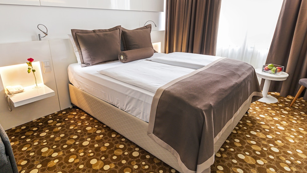 Hotel Bayer S 42/64