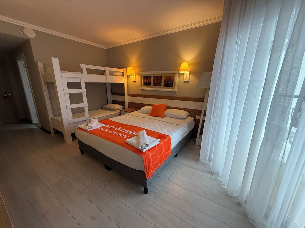 Get Enjoy Hotels 23/58