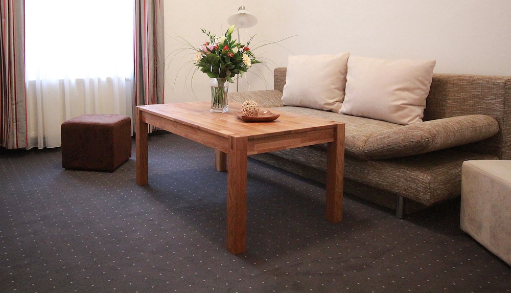 Apartmenthaus Haus Feuerbach 15/23