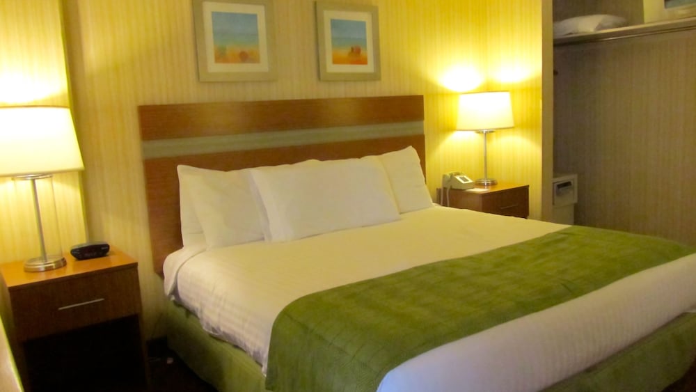 The Barclay Towers Resort Hotel 18/49