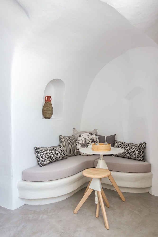 Filotera Suites 53/77