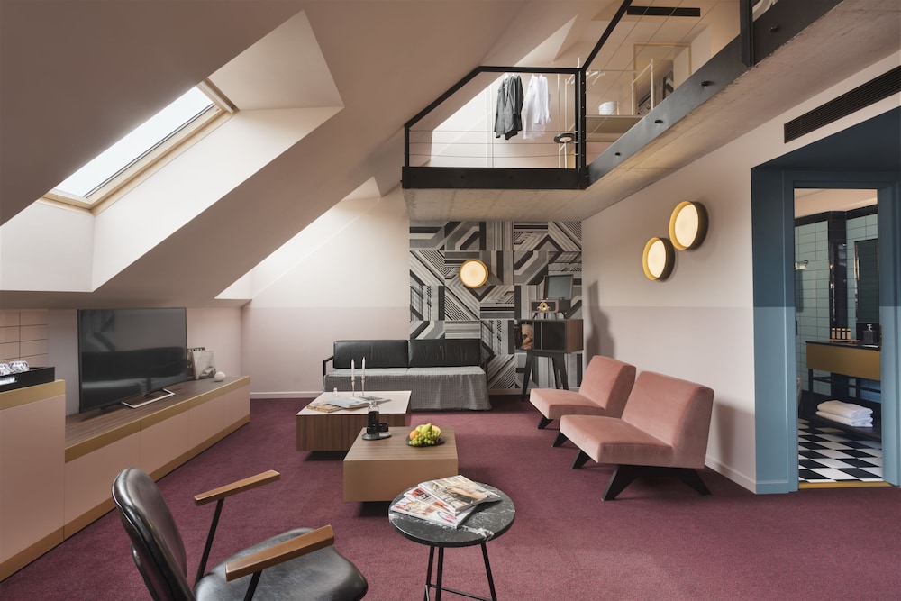 Stories Boutique Hotel 46/72