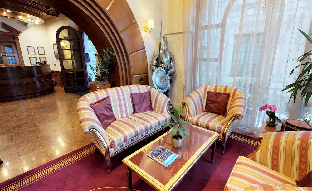 Historic Boutique Hotel Cattaro 43/60