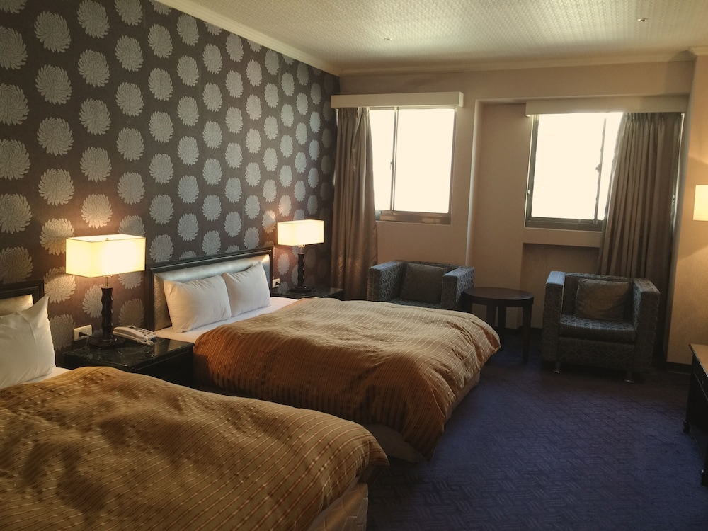Well Garden Hotel 22/50