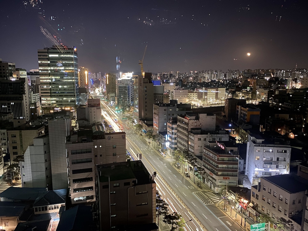 Myeongdong Merlin Hotel 63/65
