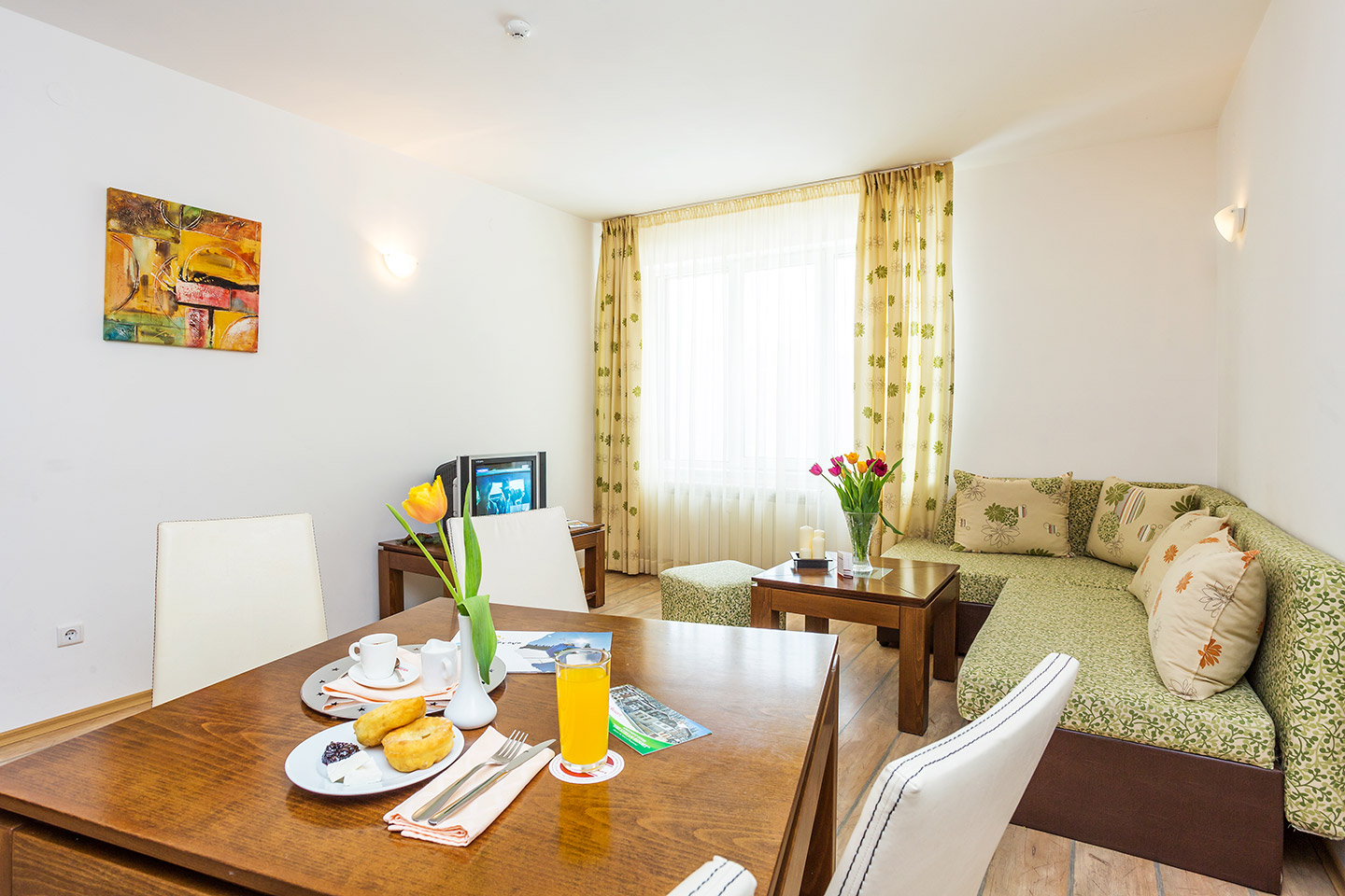 Stream Resort 35/54