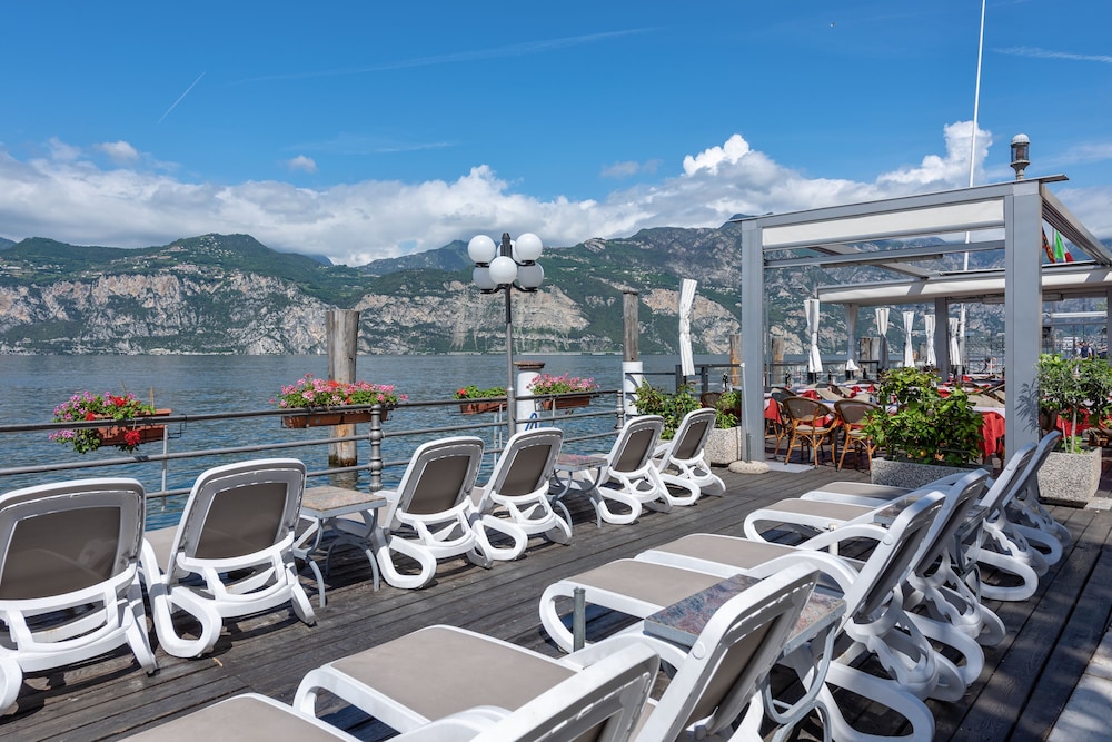 Hotel Malcesine 52/62