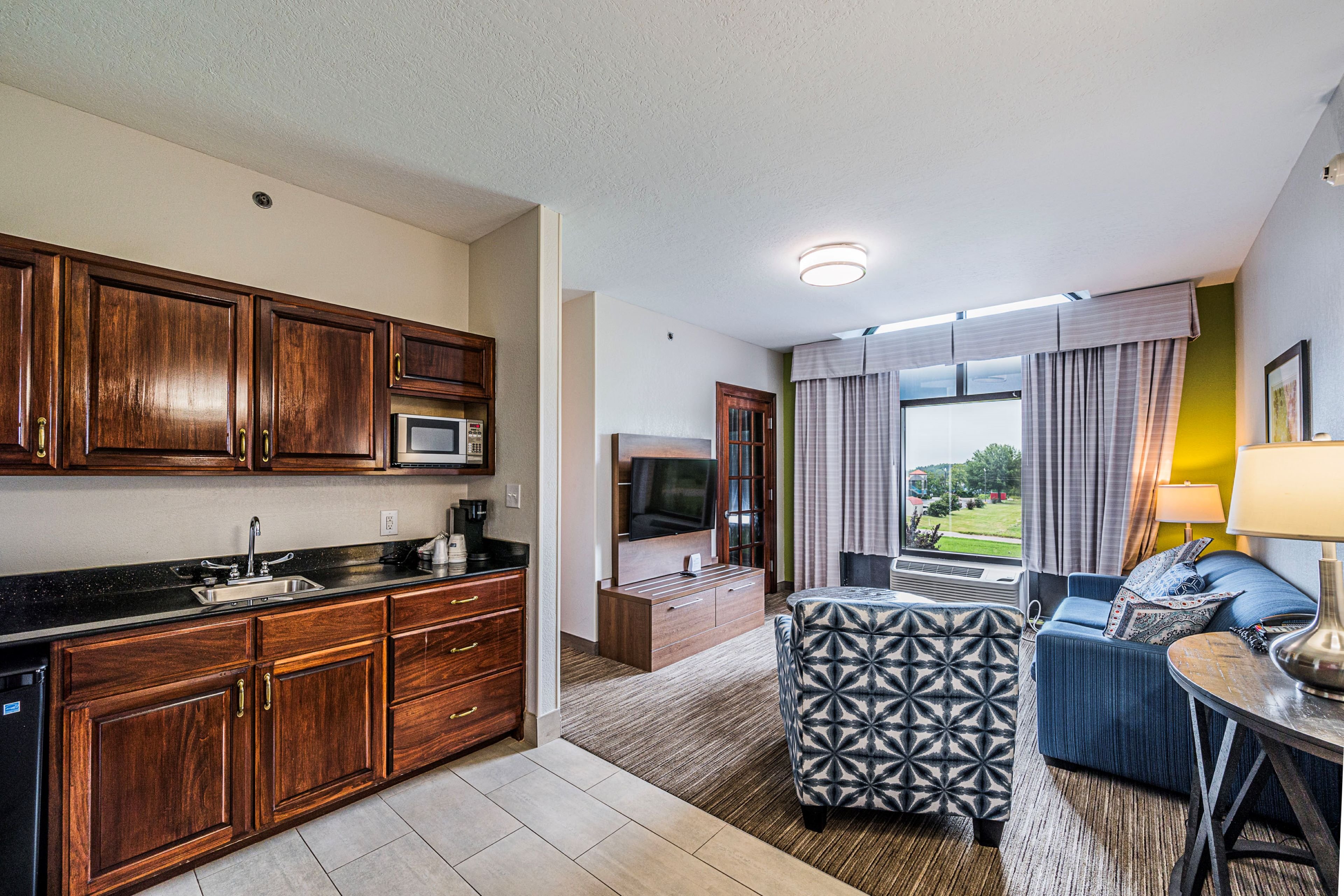 Holiday Inn Express Hotel Suites Franklin 54/61