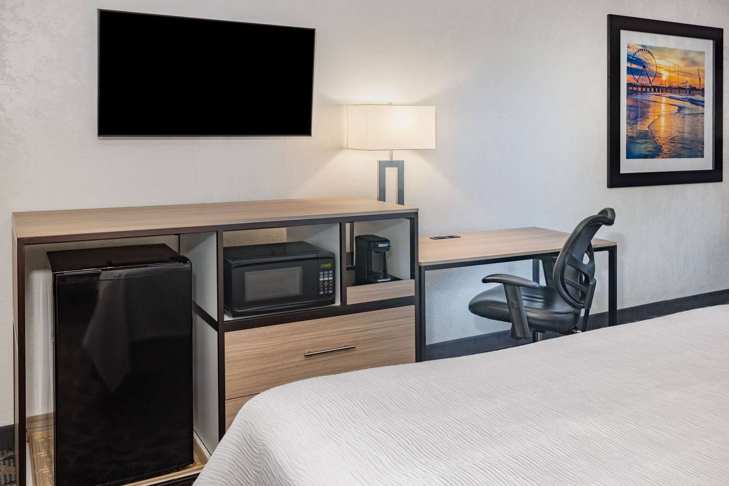 Ramada By Wyndham West Atlantic City 10/35