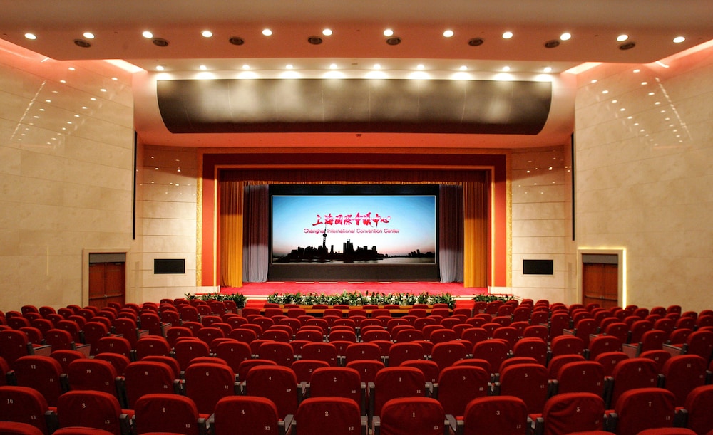 Oriental Riverside Hotel Shanghai International Convention Center 24/32