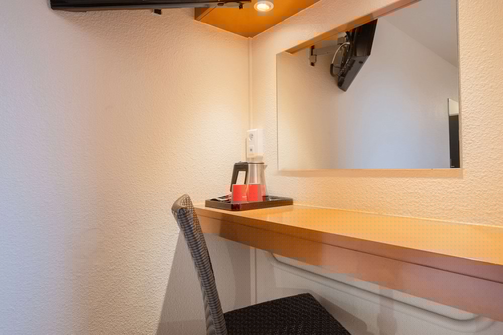 Comfort Hotel Lille L'Union 20/53
