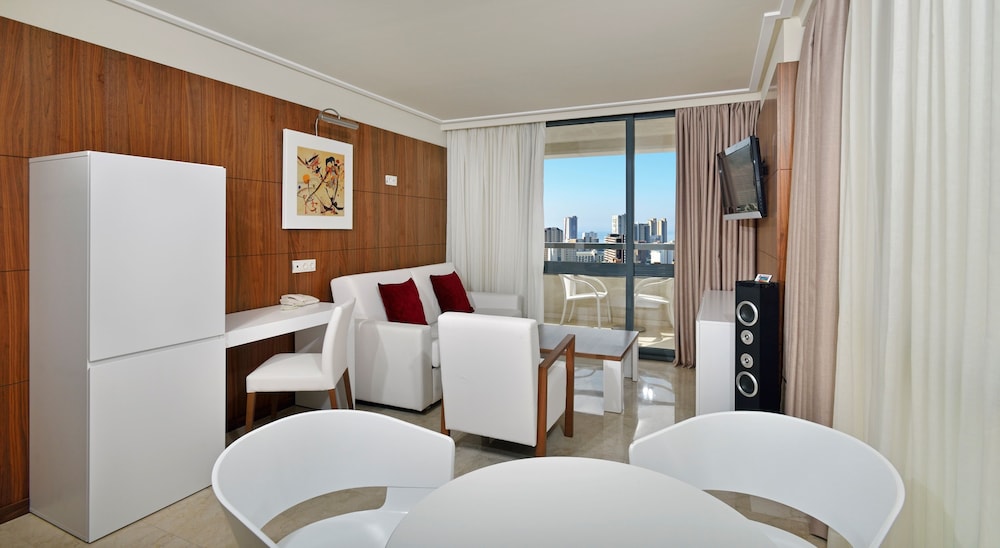 Melia Benidorm 49/74