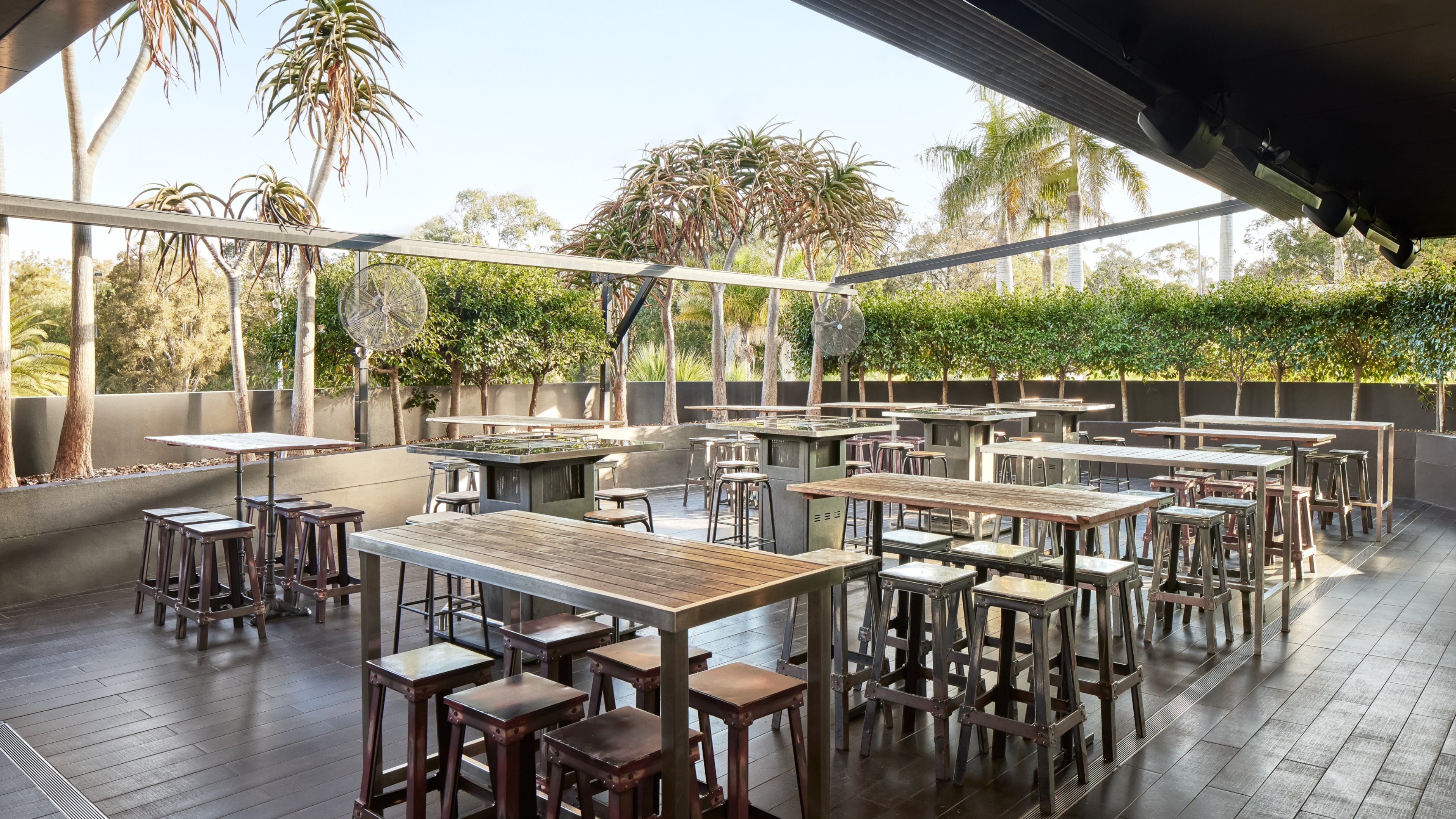 Holiday Inn Warwick Farm 36/69