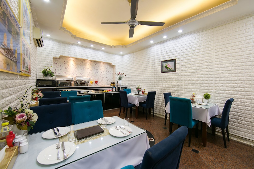 Kingly Hotel 46/56