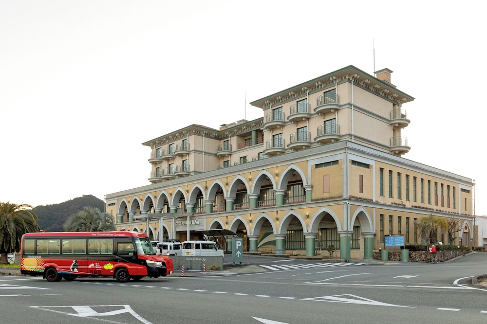 Hotel Riviera Shishikui 27/33