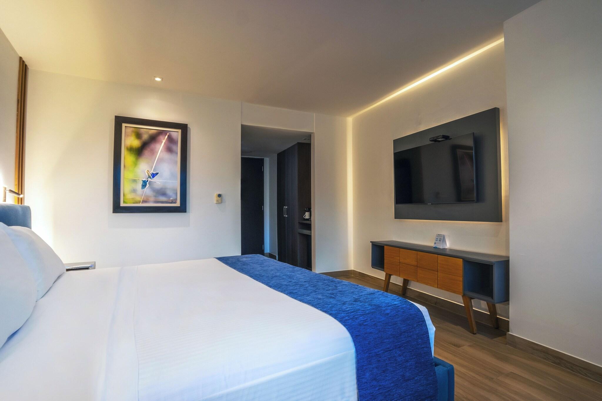 Room, Double Bed, River View
