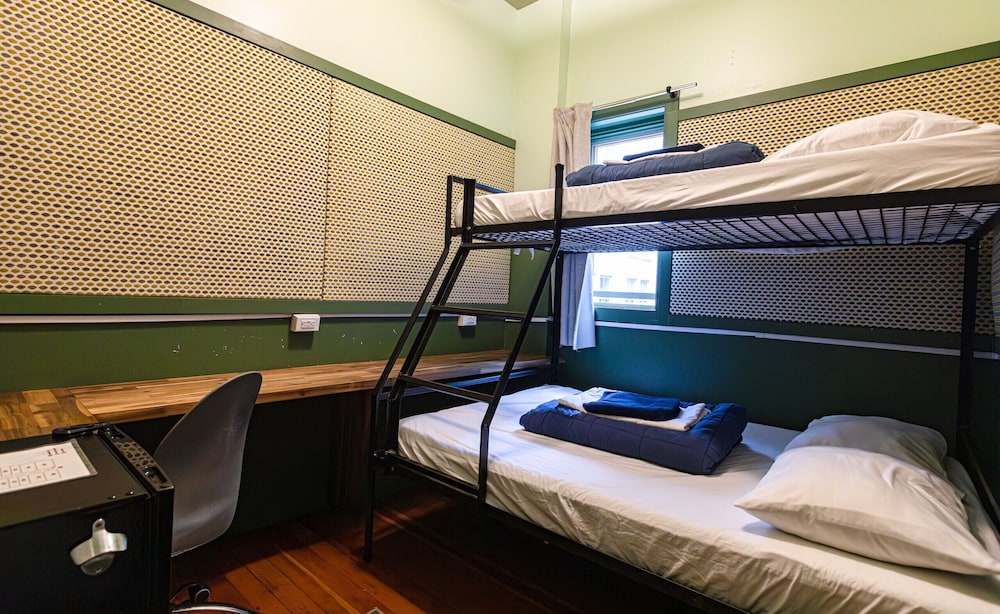 Room, Single, Bunk Bed