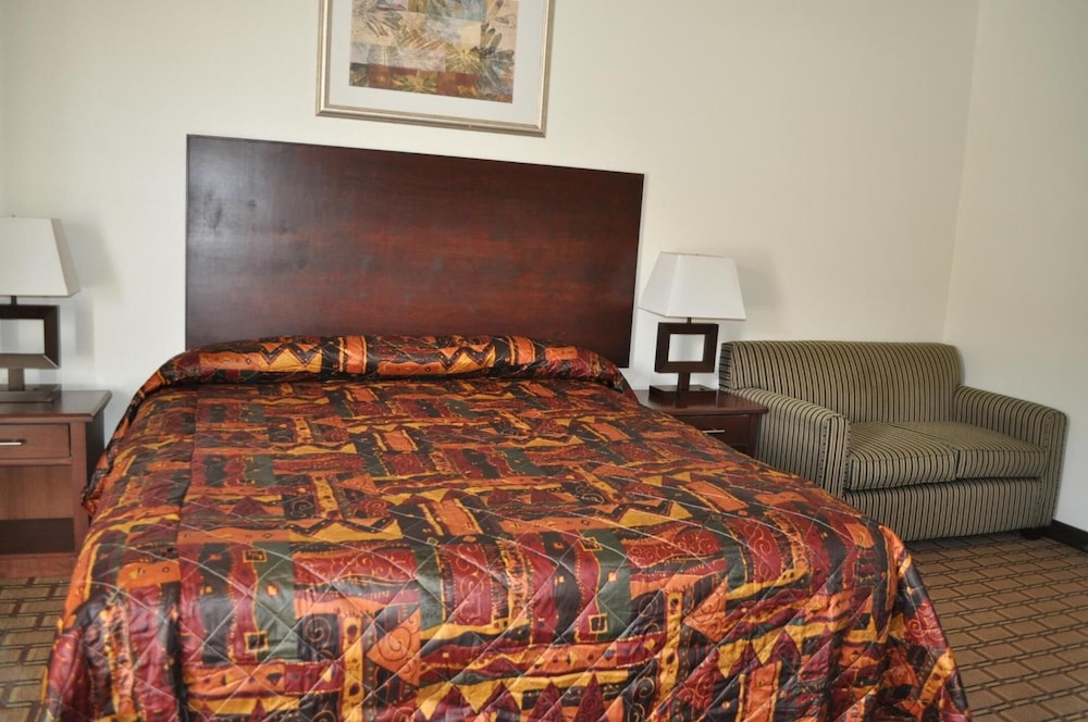 Baymont by Wyndham Ridgecrest 22/49