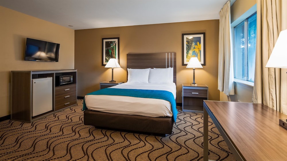 SureStay Plus Hotel by Best Western Sacramento North 13/32