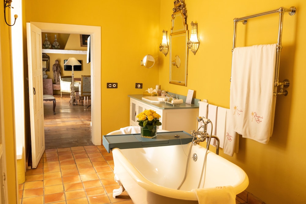 Hacienda De Abajo - Adults Only 42/50