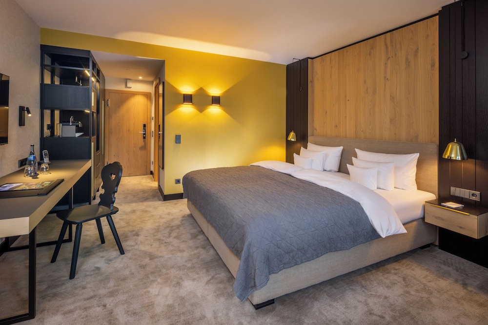 Hotel Engel Obertal 7/50