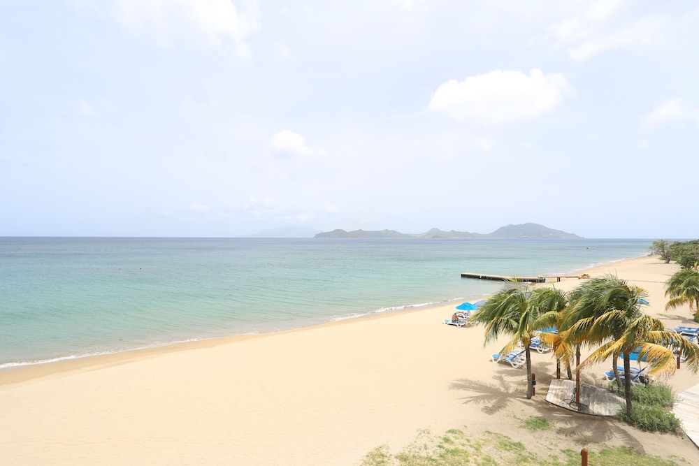 The Hamilton Beach Villas & Spa 30/50