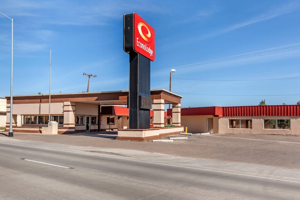 Econo Lodge Clovis 6/58