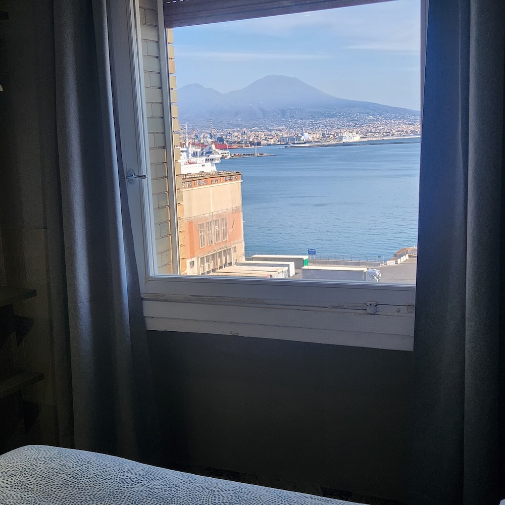 Hotel Bella Capri 38/50