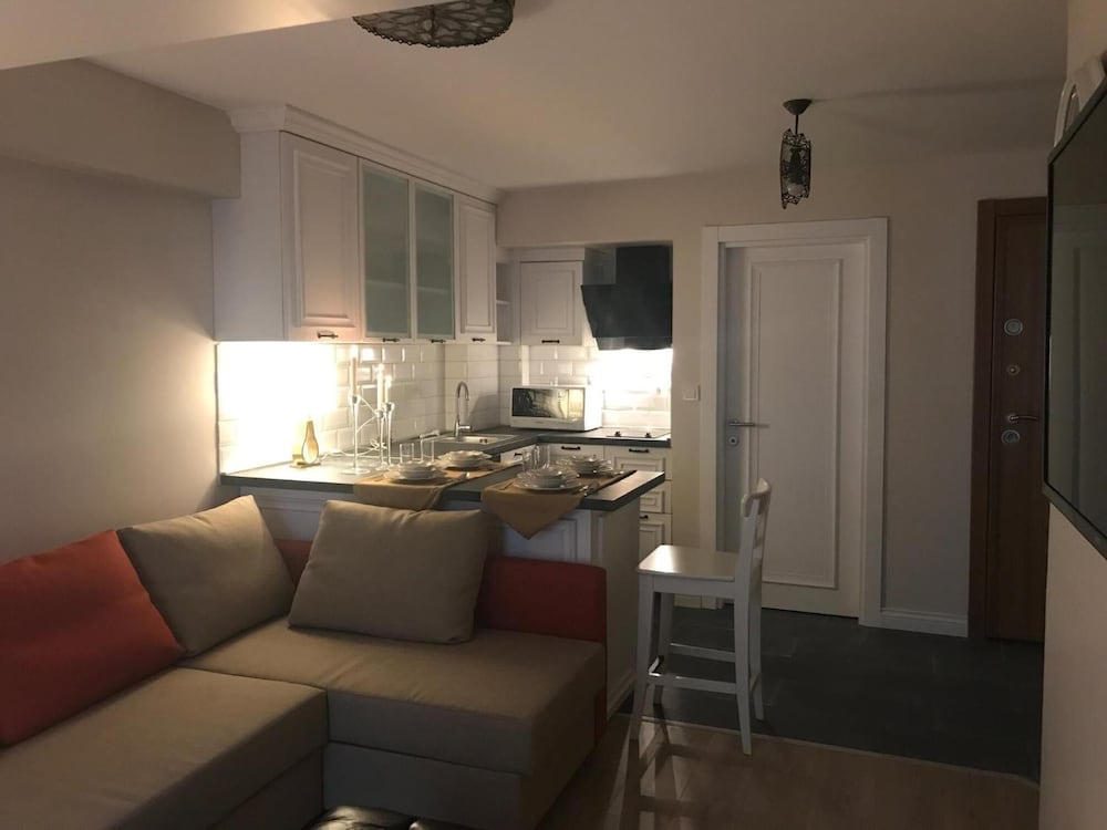 Luxx Suite 25/40