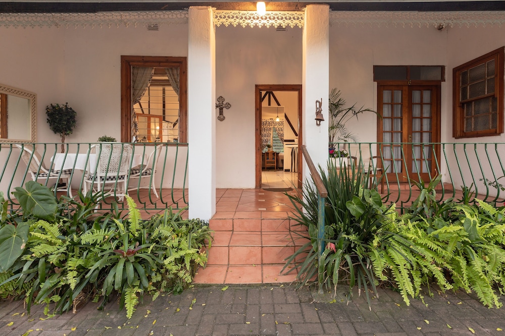 Royston Hall Guesthouse 2/32