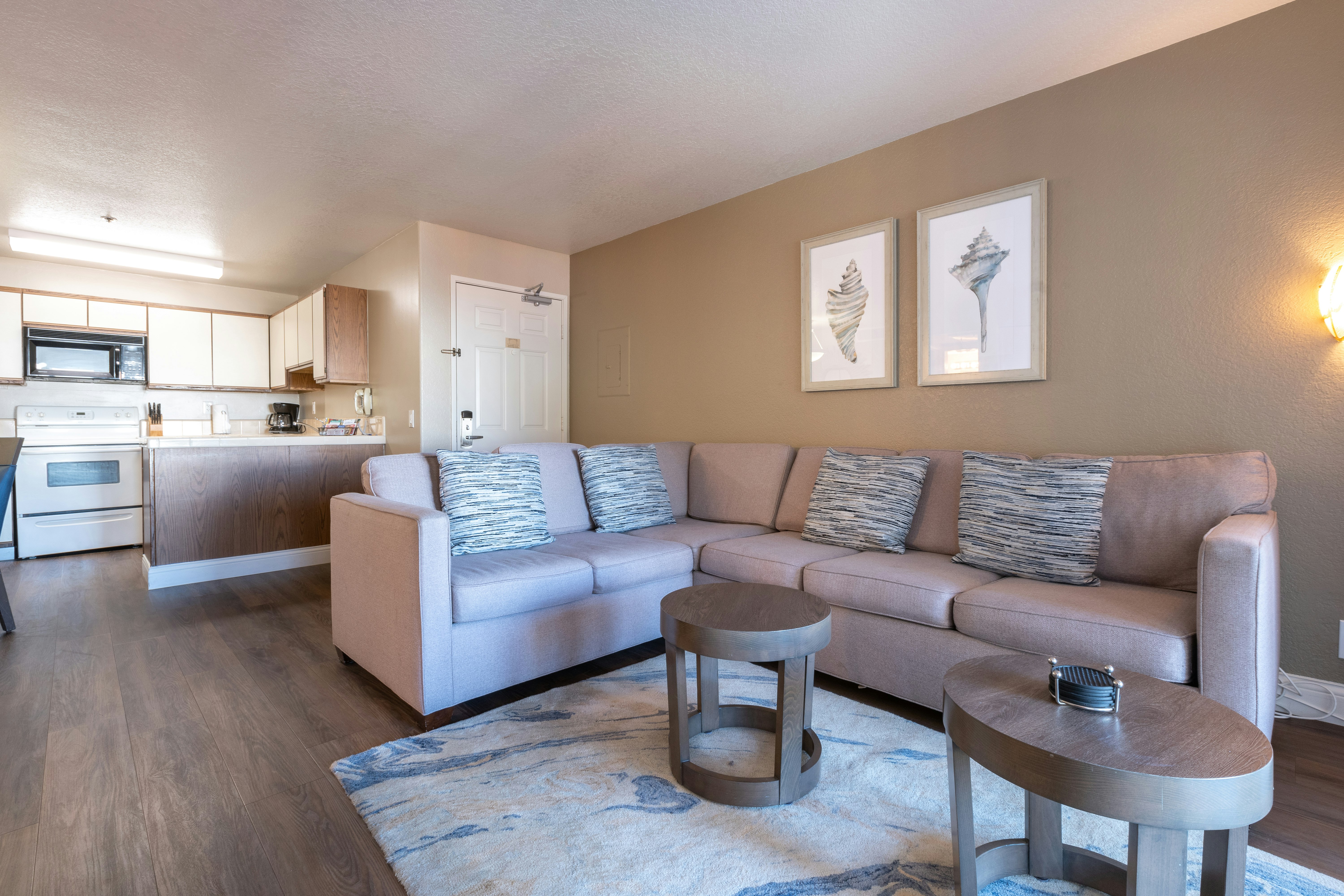 Capistrano Surfside Inn 57/83