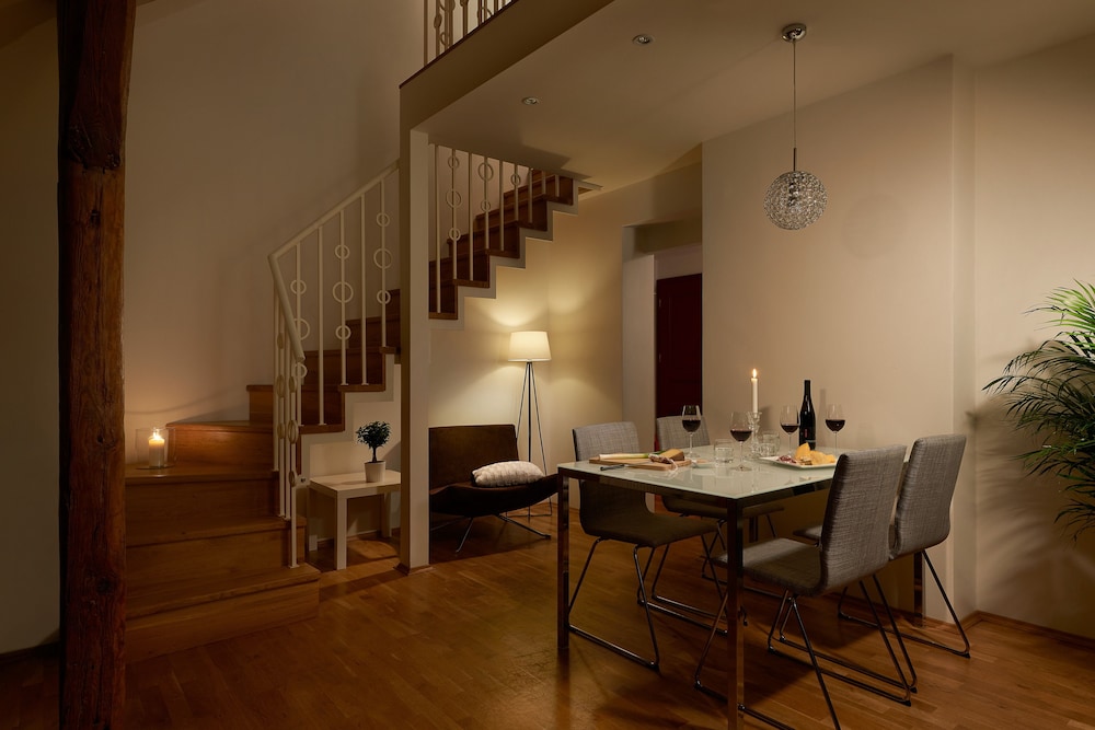Residence Vocelova 33/44