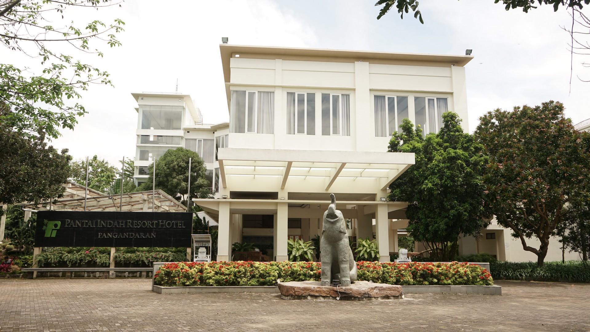 Pantai Indah Resort Hotel Timur 3/47