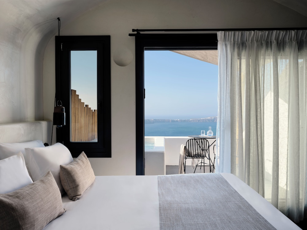 ROCCA, DOME, CALDERA VIEW, OUTDOOR JETTED TUB, BATHTUB