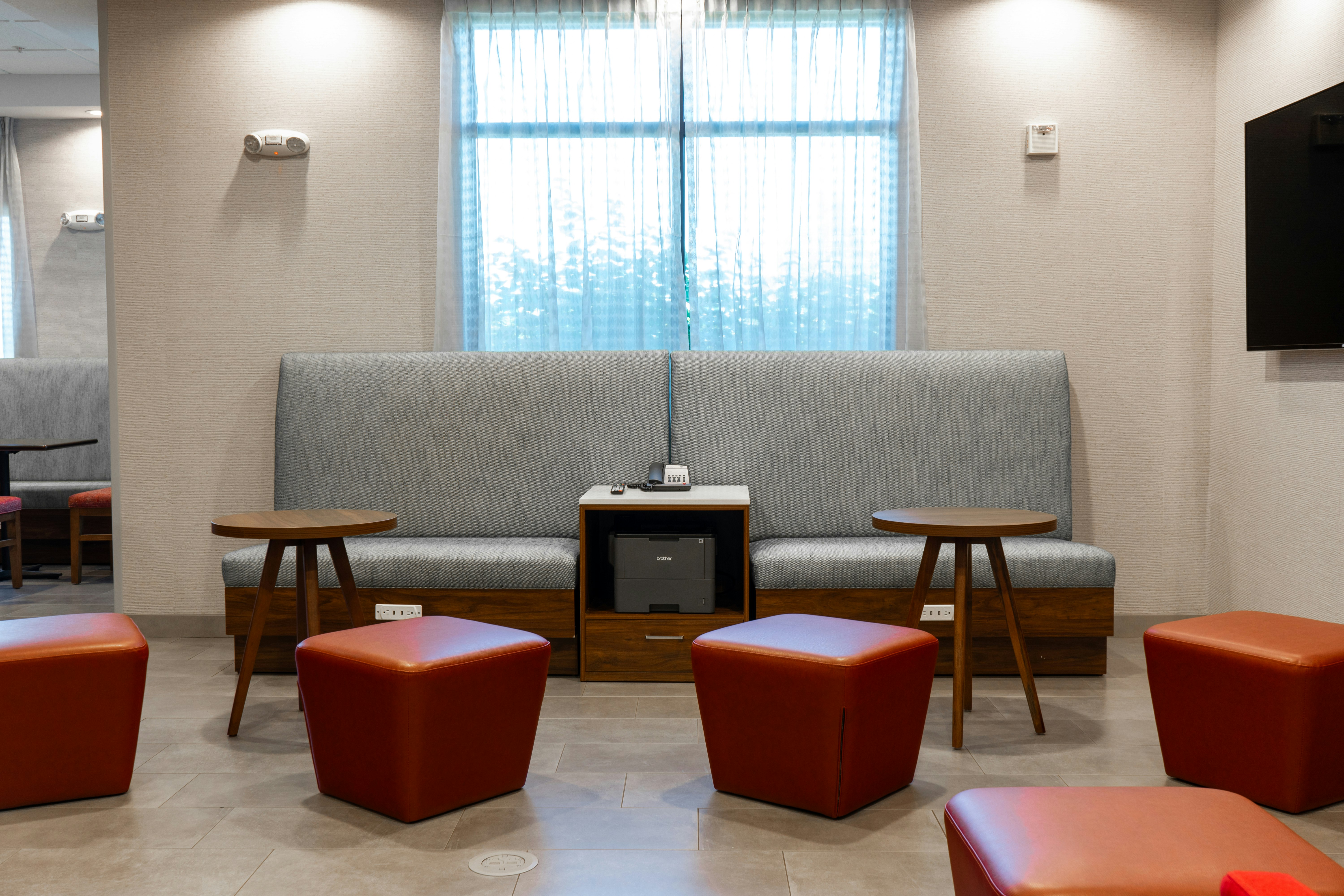 Hampton Inn Elkhorn 19/22