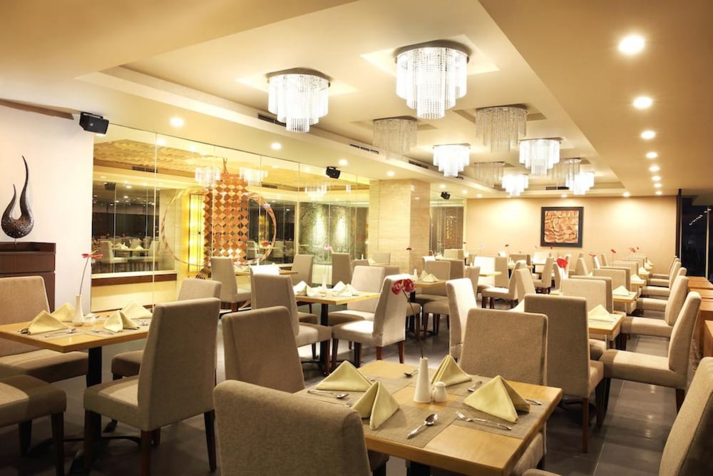 Hotel Santika Premiere Gubeng - Surabaya 40/50