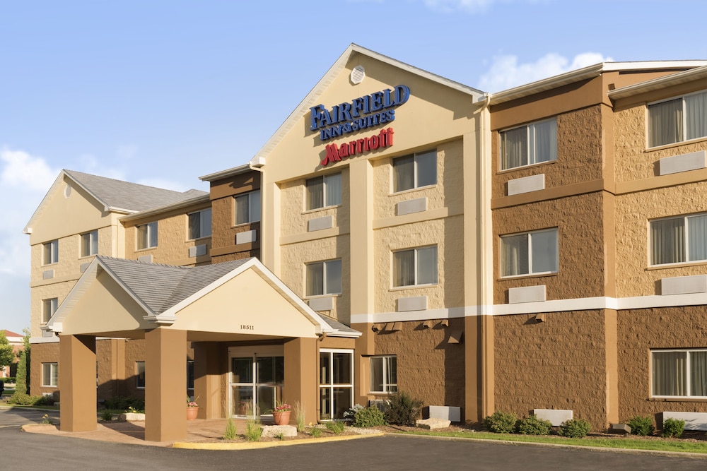 Fairfield Inn Suites Chicago Tinley Park 3/19