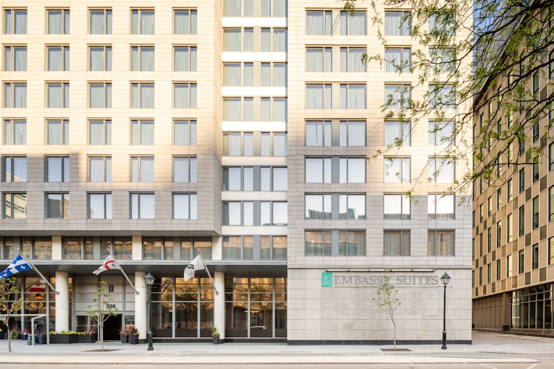 Embassy Suites By Hilton Montreal 3/81