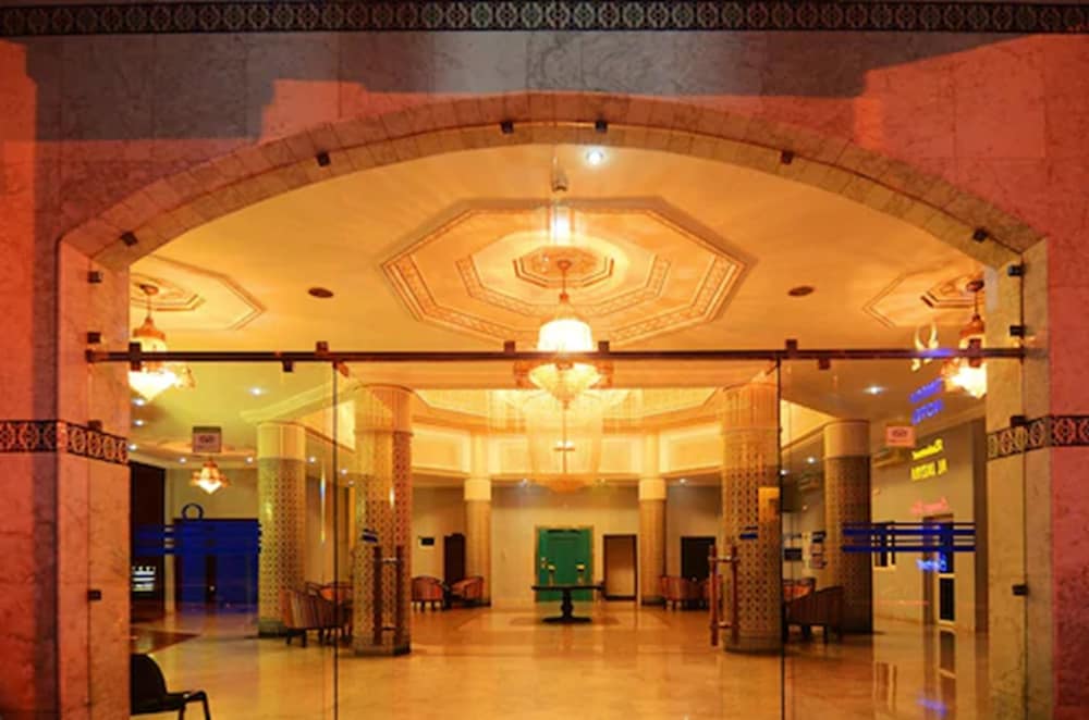 Omega Hotel 6/46