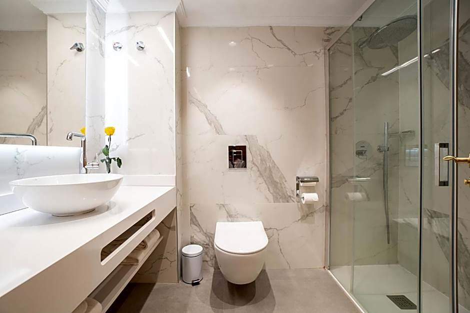 Aparto Hotel Rosales 21/24