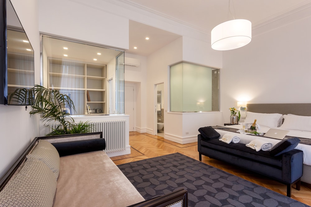 504 CORSO SUITES 57/76